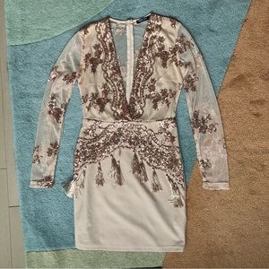cute sequin dress
brand nasty gal
size US 4
